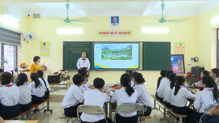 Chuyên đề cấp quận môn Hoạt động trải nghiệm hướng nghiệp lớp 8 trường THCS Đồng Hòa