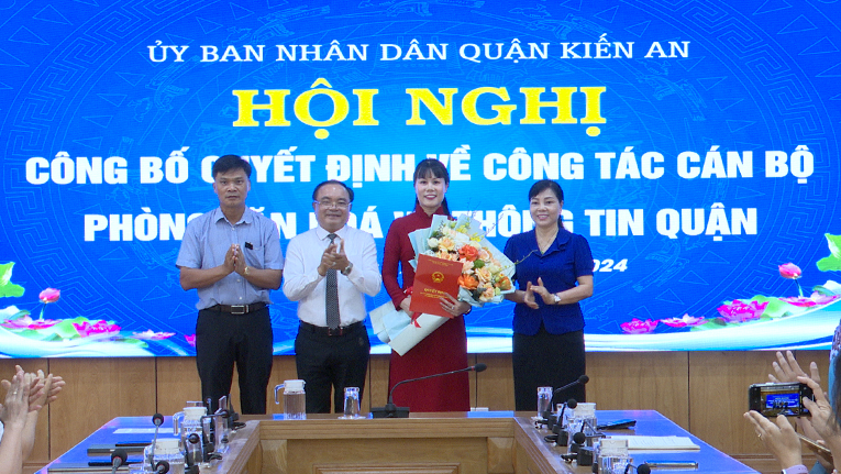 Đồng chí Nguyễn Thị Thùy Dương - Ủy viên Quận ủy, Bí thư Đảng ủy phường Trần Thành Ngọ được điều động, bổ nhiệm giữ chức vụ Trưởng phòng Văn hóa và Thông tin quận