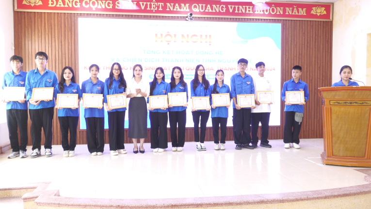 Phường Văn Đẩu tổng kết hoạt động hè và chiến dịch thanh niên tình nguyện hè năm 2024