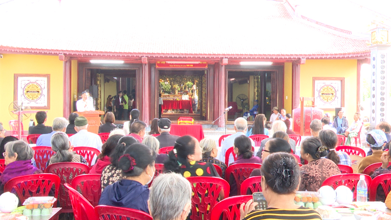 Lễ dâng hương húy chạp Ngũ vị thành Hoàng tại đình Đẩu Sơn