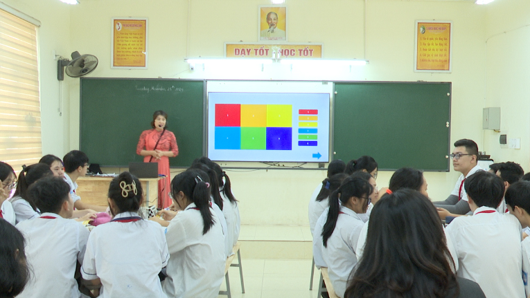 Trường THCS Nam Hà thực hiện chuyên đề cấp quận “Dạy học theo hướng phát huy tính tích cực của học sinh trong giờ học môn Tiếng Anh 9”