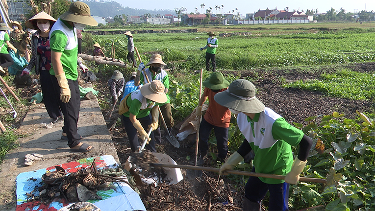 Các tổ chức hội, đoàn thể phường Tràng Minh phối hợp tổ chức ra quân tổng dọn vệ sinh “Vì một Tràng Minh xanh” 